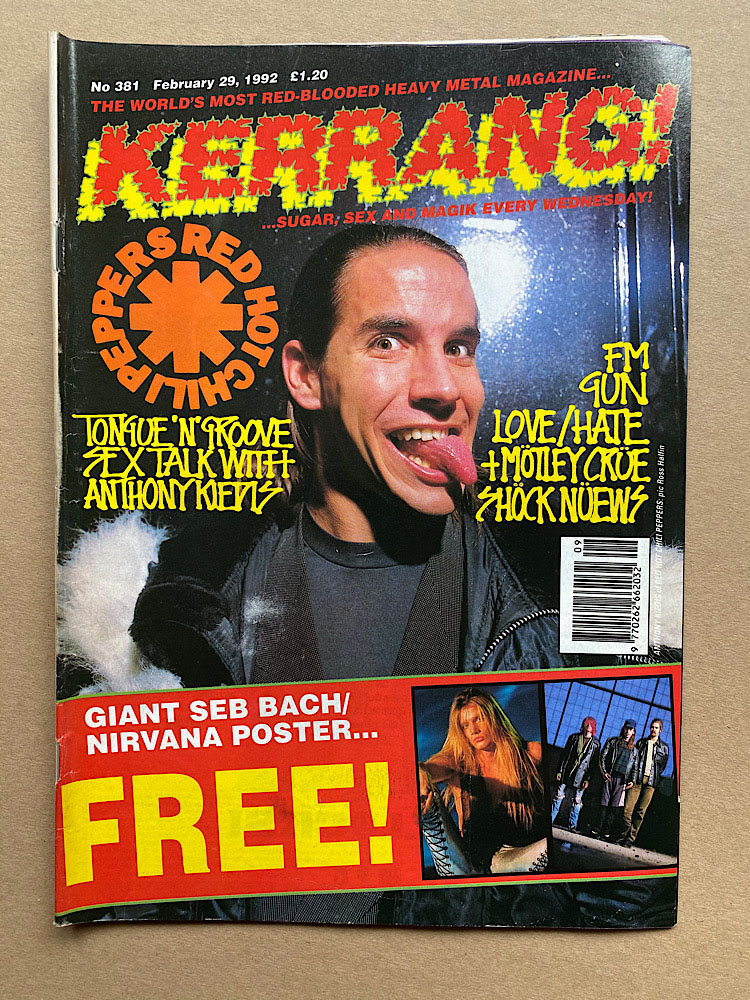 RED HOT CHILI PEPPERS - Kerrang No.381