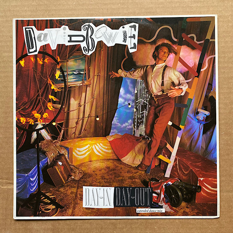 DAVID BOWIE - Day In,day Out