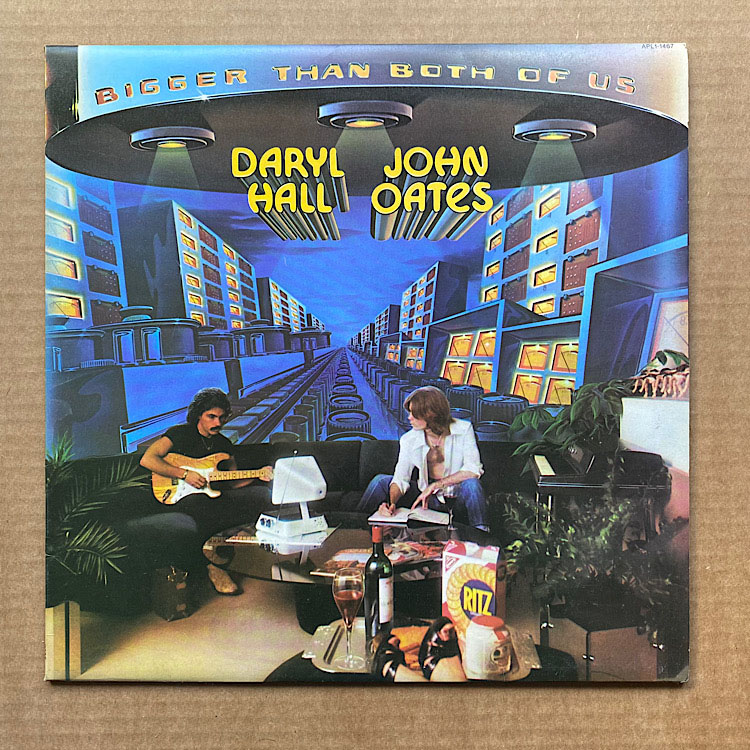 HALL + OATES - BIGGER THAN BOTH OF US