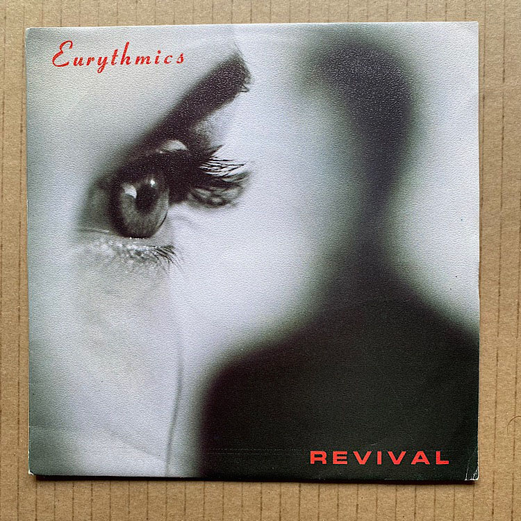 Eurythmics - Revival - Spanish