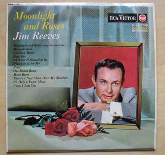 Moonlight And Roses - JIM REEVES
