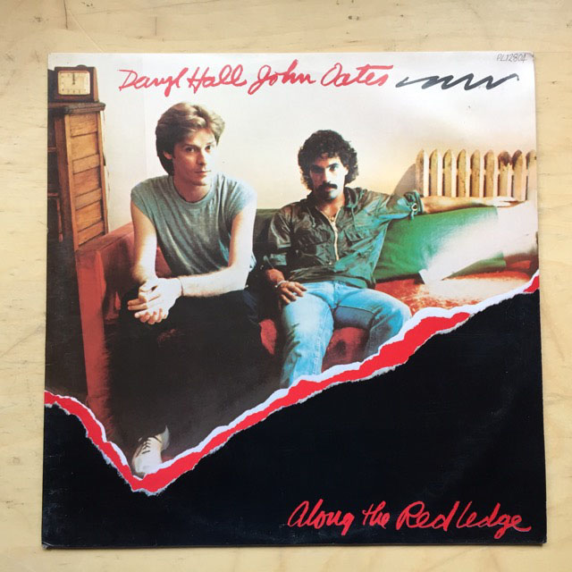 HALL + OATES - ALONG THE RED LODGE